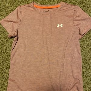 Under Armour top